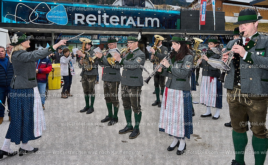 _ALP0143_MASTERS-WM_Reiteralm_EROEFFNUNG | Hochzeitsfotograf mit dem Blick für´s Wesentliche, Firmung, Erstkommunion, Firmenfeiern, Sportfotoservice, Reproduktionen, Konzertfotografie, Pressefotografie, Luftbildfotografie, Innenarchitektur, Werbefotografie, Sponsoren-Livebildfotografie.