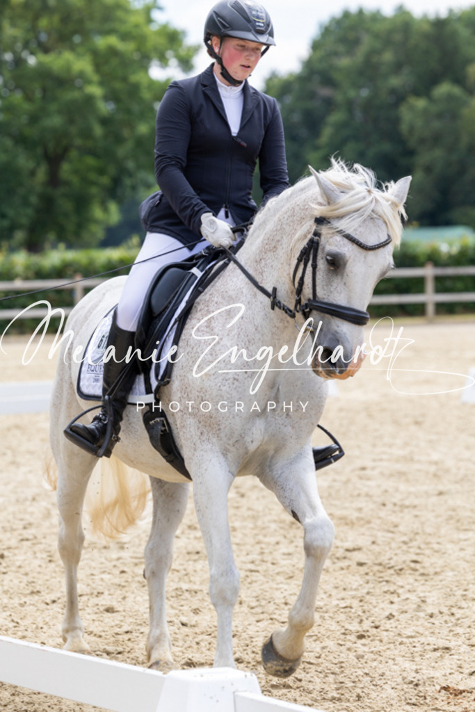 7I8A5352 | melanie-engelhardt-photography - Realisiert mit Pictrs.com