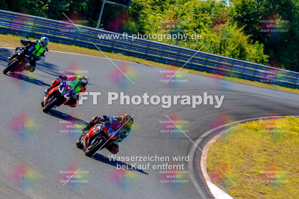 _TCM5721 | Hier findet Ihr Bilder von Touristenfahrten auf der Nürburgring Nordschleife oder von anderen Veranstaltungen die ich besucht habe. Viel Spass beim Durch Schauen 