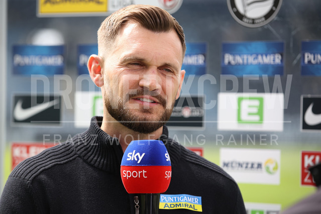 SK Puntigamer Sturm Graz vs TSV Egger Glas Hartberg – Championship Group    | Graz, Austria, 12.Apr.26 - SOCCER - ADMIRAL Bundesliga, SK Puntigamer Sturm Graz vs TSV Egger Glas Hartberg. The image shows head coach Fabio Ingolitsch (STU).    