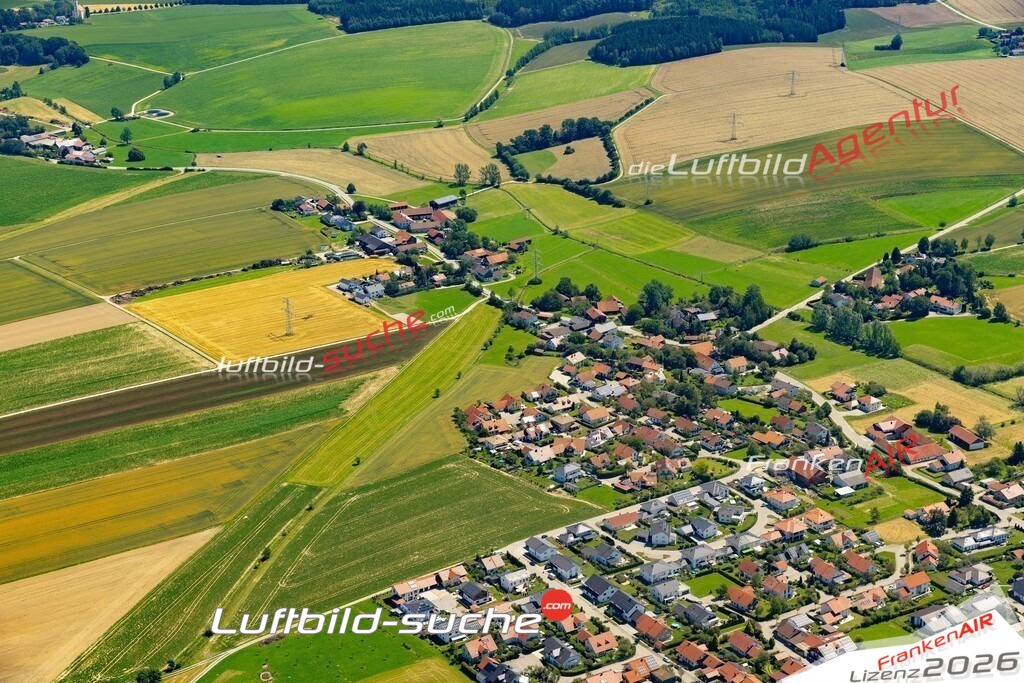 Die Luftaufnahme Aich - Bodenkirchen wurde 2022 vom Flugzeug aus (keine Drohne) erstellt. Hohe Auflösung -für große Poster und Wandbilder geeignet - Garantiert!