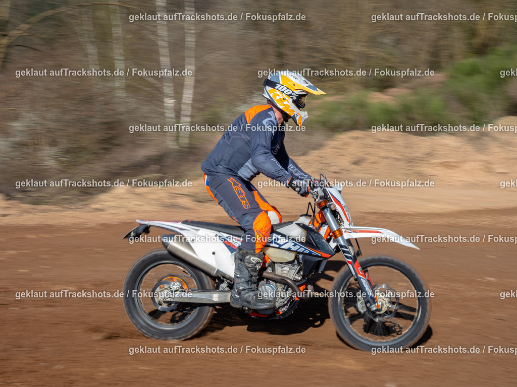 Schweyen040525-6 | Trackshots.de / Fokuspfalz.de - Realisiert mit Pictrs.com