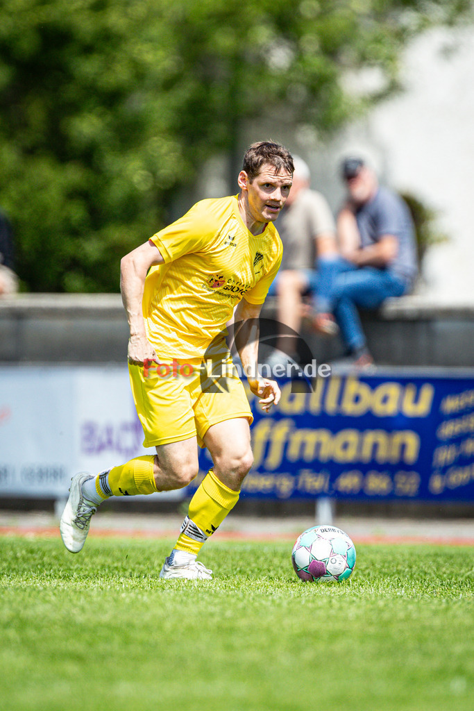 TSV Peißenberg vs SV Münsing-Ammerland | Abstiegs Qualifikationsrunde Kreisliga Gruppe C, TSV Peißenberg vs SV Münsing-Ammerland, 20240511,
Lukas HAUPTMANN (SVM 15) in Aktion, Freisteller,
2024-05-11 in Peißenberg (Sportplatz Peißenberg)
Lukas HAUPTMANN (SVM 15)
Copyright: WolfgangxLindner www.foto-lindner.de