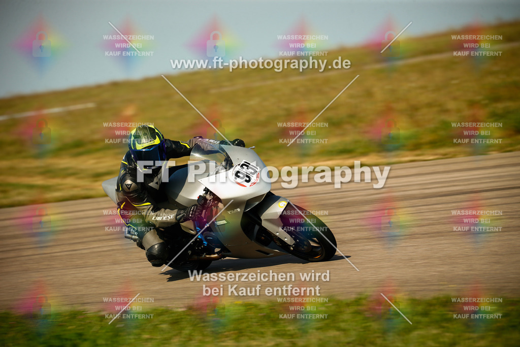 _MOT5757 | Hier findet Ihr Bilder von Touristenfahrten auf der Nürburgring Nordschleife oder von anderen Veranstaltungen die ich besucht habe. Viel Spass beim Durch Schauen 