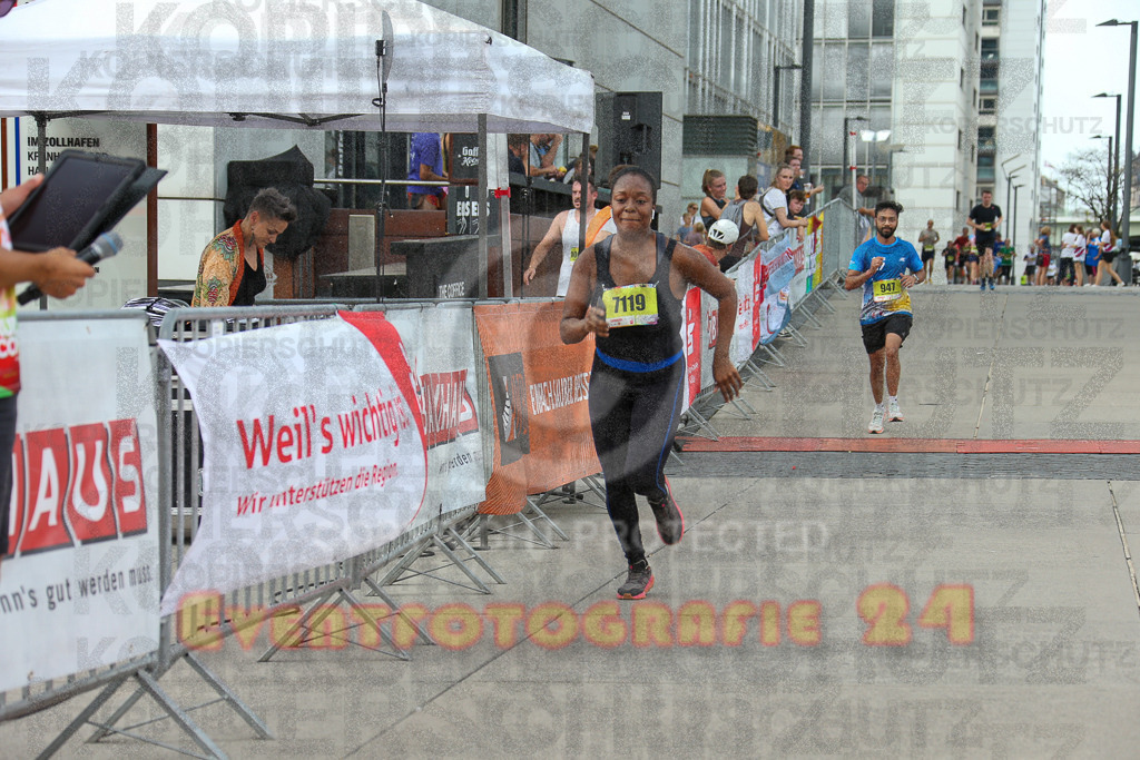 250920_1529_EX1_9680 | Sportfotografie im Rhein-Sieg Kreis, Köln, Bonn, NRW, Rheinland Pfalz, Hessen, etc. Unser Tätigkeitsfeld umfasst den Laufsport vom Volkslauf über den Marathon, Duathlon, Triathon bis zum Ultralauf wie Kölnpfad Ultra oder Schindertrail.