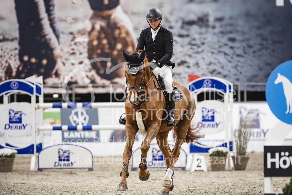231028_Oldenburg_S1-Spr_Amateure-109 | Deine schönsten Turniermomente als professionelle Fotos! Entdecke hochwertige Pferdesport-Fotografie im Online-Shop. Jetzt Fotos finden & bestellen!