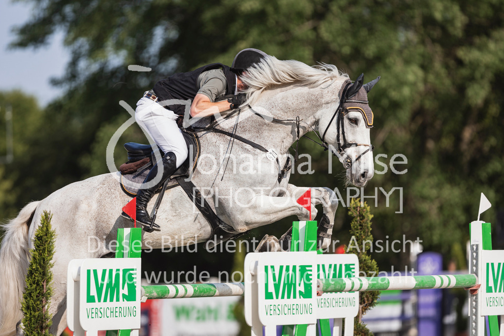 250531_MayDays_2Ph-S1-521 | Deine schönsten Turniermomente als professionelle Fotos! Entdecke hochwertige Pferdesport-Fotografie im Online-Shop. Jetzt Fotos finden & bestellen!
