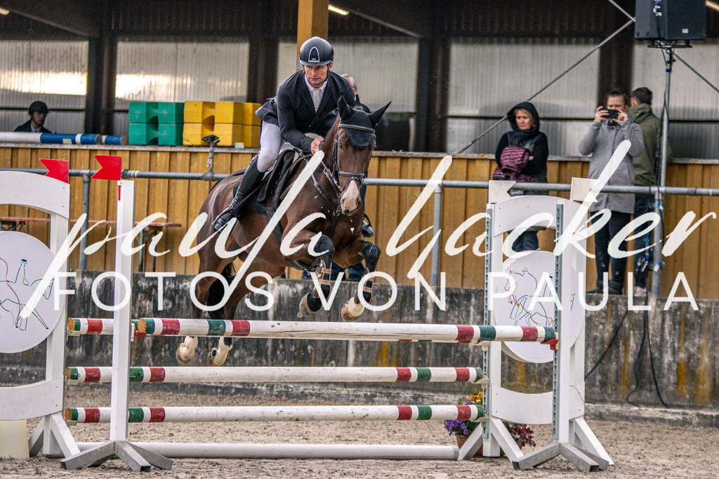 IMG_5055 | Erleben Sie dynamische Sport- und emotionale Tierfotografie in Süddeutschland mit Fotos von Paula. Spezialisiert auf Pferde- und Hundefotografie sowie Sportevents. Kontaktieren Sie mich für einzigartige und ausdrucksstarke Bilder Ihrer besonderen Momente. - Realisiert mit Pictrs.com