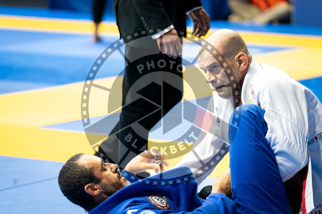 20240125PBB00043 | Fighters compete during the sixth day of the Brazilian Jiu-jitsu European Championship of the IBJJF in Paris, France, on January 25, 2024.