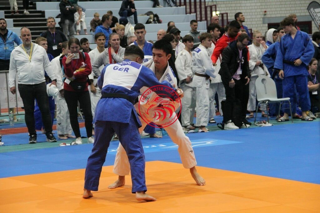 IMG_3800 | Fotos vom Adler Cup - Pictures from Adler Cup

Hier findet Ihr alle Eindrücke und großen Momente der Adler Cup Wochenenden. Here you will find all impressions and great moments of the Adler Cup weekends. - Realisiert mit Pictrs.com