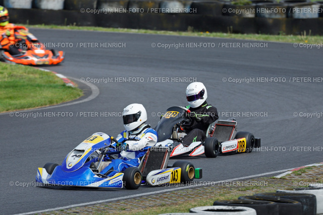 Zeittraining und Rennen 1 | 26.04.2025 ADAC Kart Youngster Cup Schaafheim 2025 hier Startnummer 143 Startnummer 188 (Foto: Peter Henrich) - Realisiert mit Pictrs.com