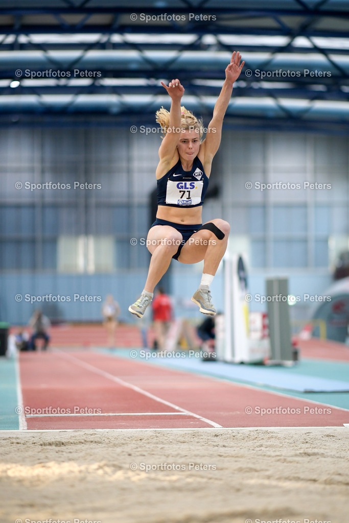 _KP12957_1 | 09.02.2025, xkaix, Leichtathletik 20. Deutsche Meisterschaften, Mehrkampf Halle v.l. Paula de Boer (MTV Lübeck) - Realisiert mit Pictrs.com