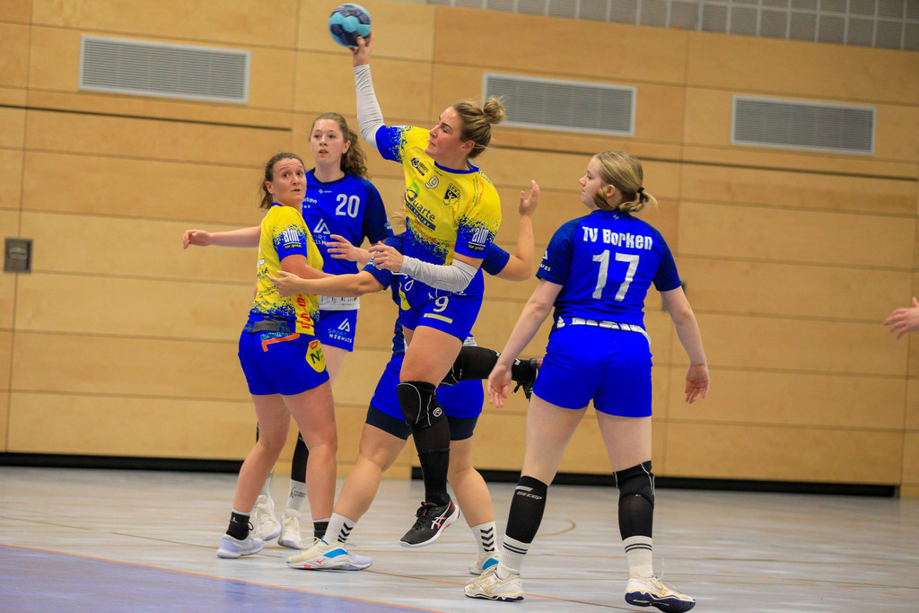 TvBorkenIII_SVN_161125_095 | Bildergalerie von Sport-Ereignissen aber auch von weiteren spannenden Dingen - nicht nur vom Niederrhein. In Anlehnung an den bekannten Spruch von Hanns Dieter Hüsch heißt das Motto: "Niederrhein ist überall".  - Realisiert mit Pictrs.com