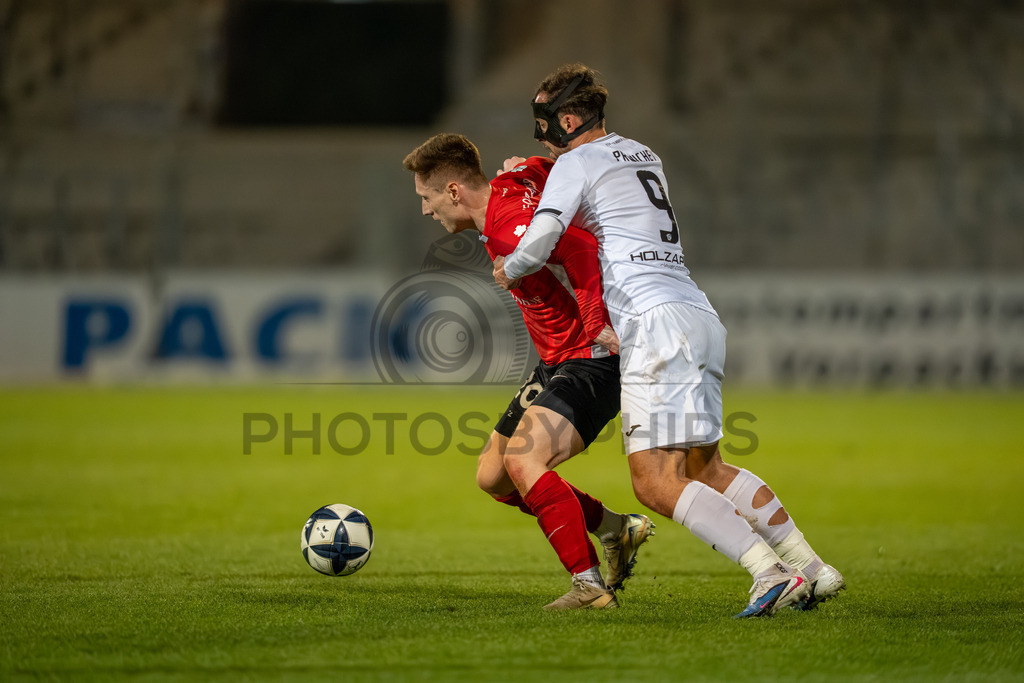 SG Sonnenhof Grossaspach vs. TSV Steinbach Haiger, Fussball, Regionalliga Suedwest, 25. Spieltag, 20.03.2026 | Leon Maier (SG Sonnenhof Großaspach, #20),SG Sonnenhof Grossaspach vs. TSV Steinbach Haiger, Fussball, Regionalliga Suedwest, 25. Spieltag, 20.03.2026Foto: photosbyphips/Philip Ziegler