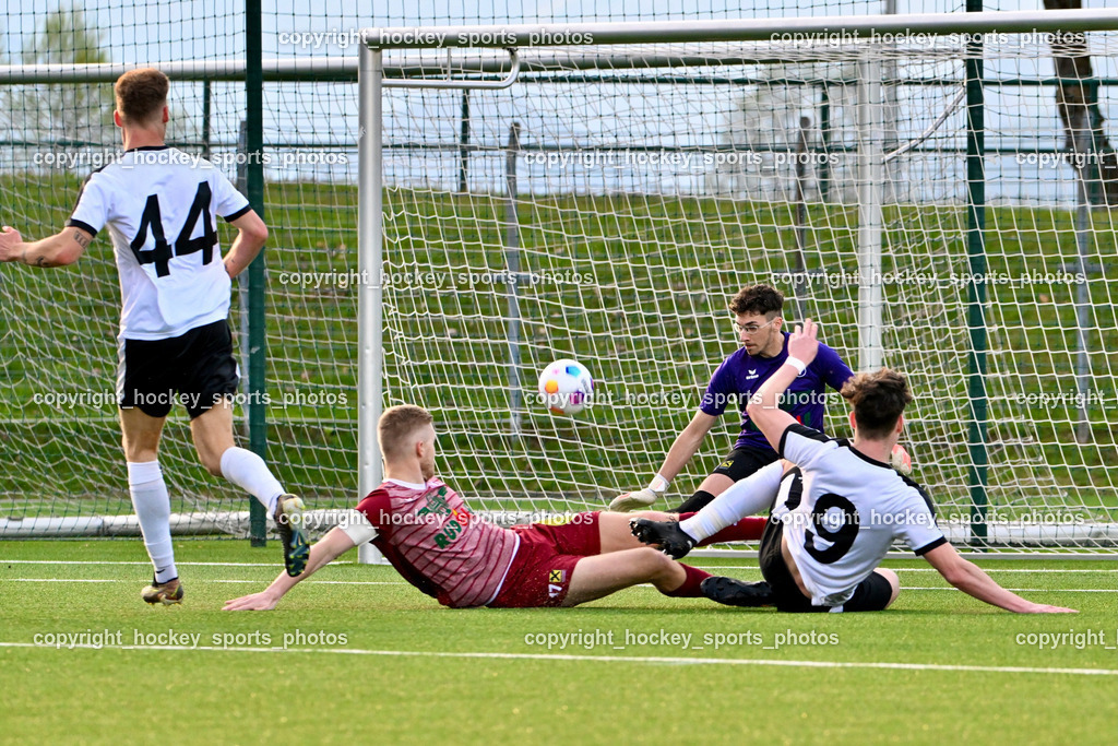 SV Spittal vs. VST Völkermarkt 5.4.2024 | #44 Miha Kostanjsek SV Spittal, #17 Daniel Ulrich Primusch VST Völkermarkt, #22 Philip Luschin VST Völkermarkt, #9 Samuel Müllmann SV Spittal, SV Spittal vs. VST Völkermarkt 5.4.2024, SV Spittal vs. VST Völkermarkt am 05.04.2024 in Spittal an der Drau (Goldeck Stadion), Austria, (Photo by Bernd Stefan)