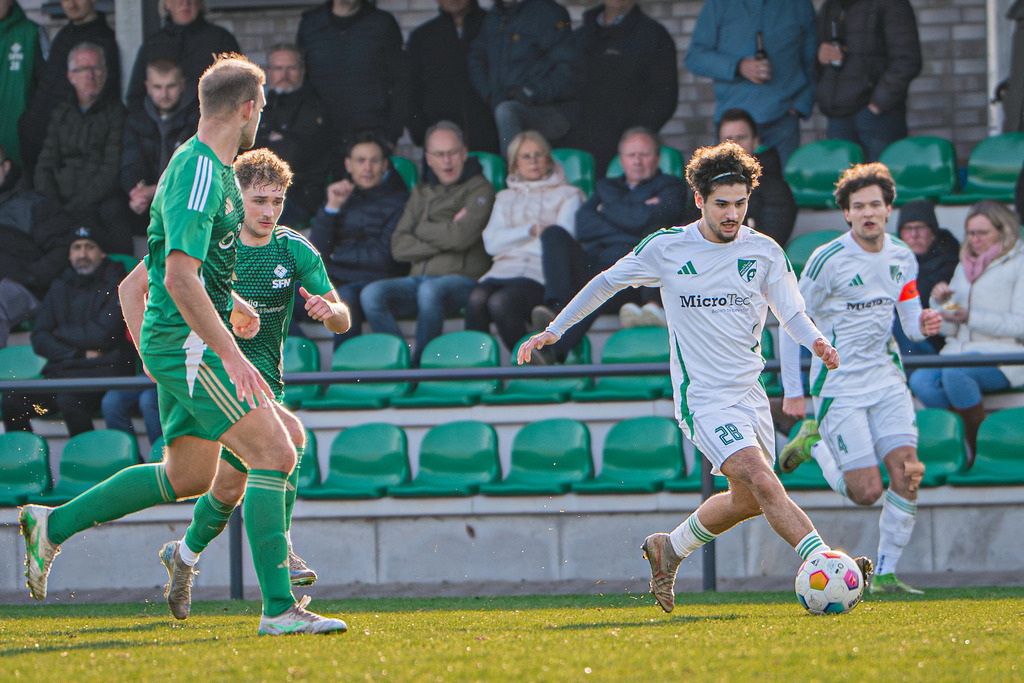 Fußball I Herren I Saison 2025-2026 I Landesliga Weser-Ems I 20. Spieltag I SFN Vechta - SV GW Mühlen I 15.03.20260037 | jns.sportfotos - Realisiert mit Pictrs.com