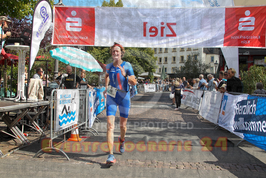 250824_1300_EV4_9756 | Sportfotografie im Rhein-Sieg Kreis, Köln, Bonn, NRW, Rheinland Pfalz, Hessen, etc. Unser Tätigkeitsfeld umfasst den Laufsport vom Volkslauf über den Marathon, Duathlon, Triathon bis zum Ultralauf wie Kölnpfad Ultra oder Schindertrail.