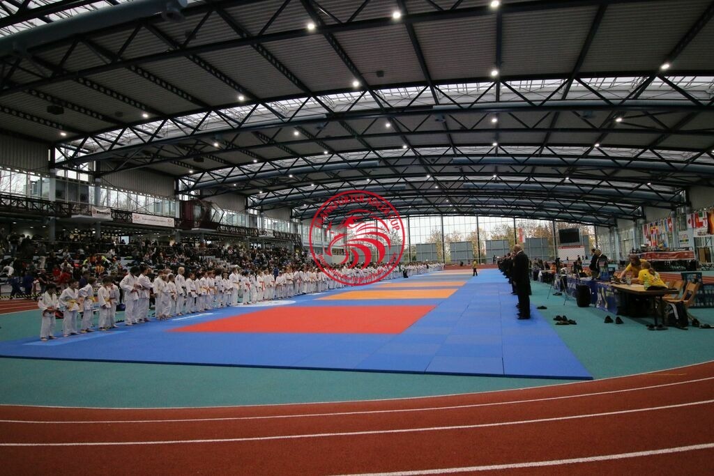 MSY-2022-10-29-7673 | Fotos vom Adler Cup - Pictures from Adler Cup

Hier findet Ihr alle Eindrücke und großen Momente der Adler Cup Wochenenden. Here you will find all impressions and great moments of the Adler Cup weekends. - Realisiert mit Pictrs.com