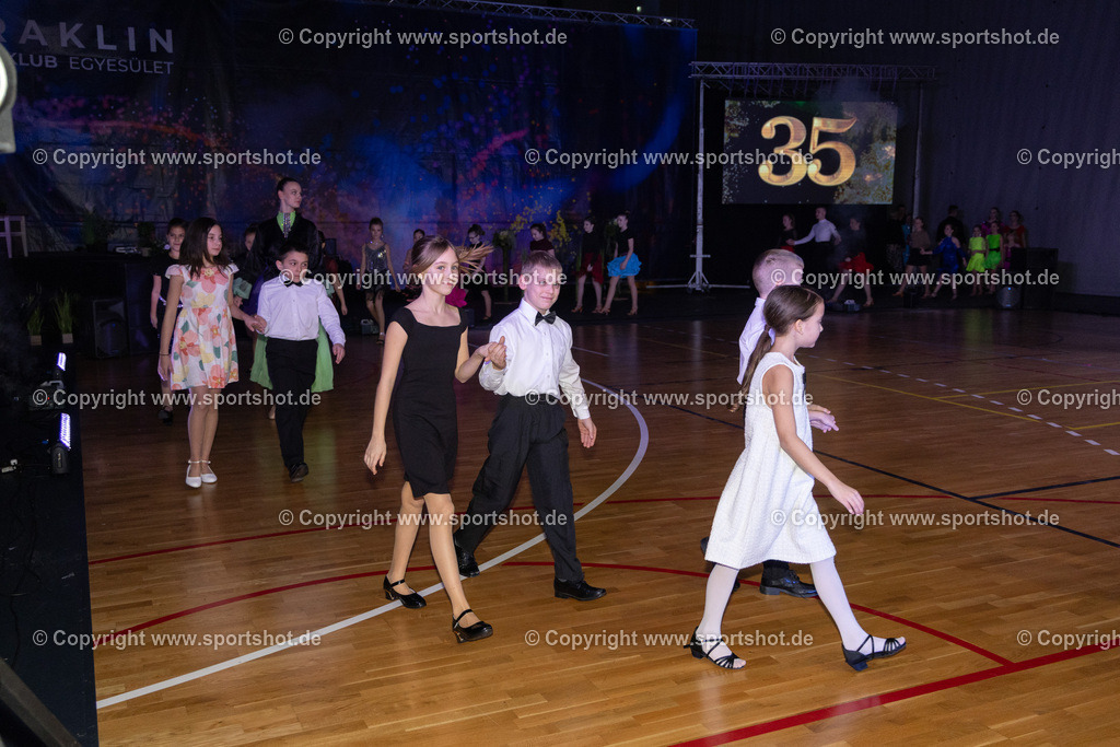 AR6_0628 | Rund um das Thema Sport-Event-Fotografie & individuelle Teilnehmerfotos. Jeder Teilnehmer wird fotografiert.