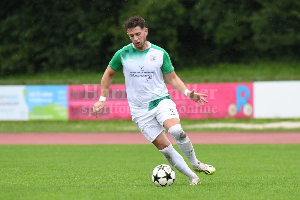 SpVgg GW Deggendorf : FC Obernzell-Erlau | Jure Matic  (SpVgg GW Deggendorf #12) - Realisiert mit Pictrs.com