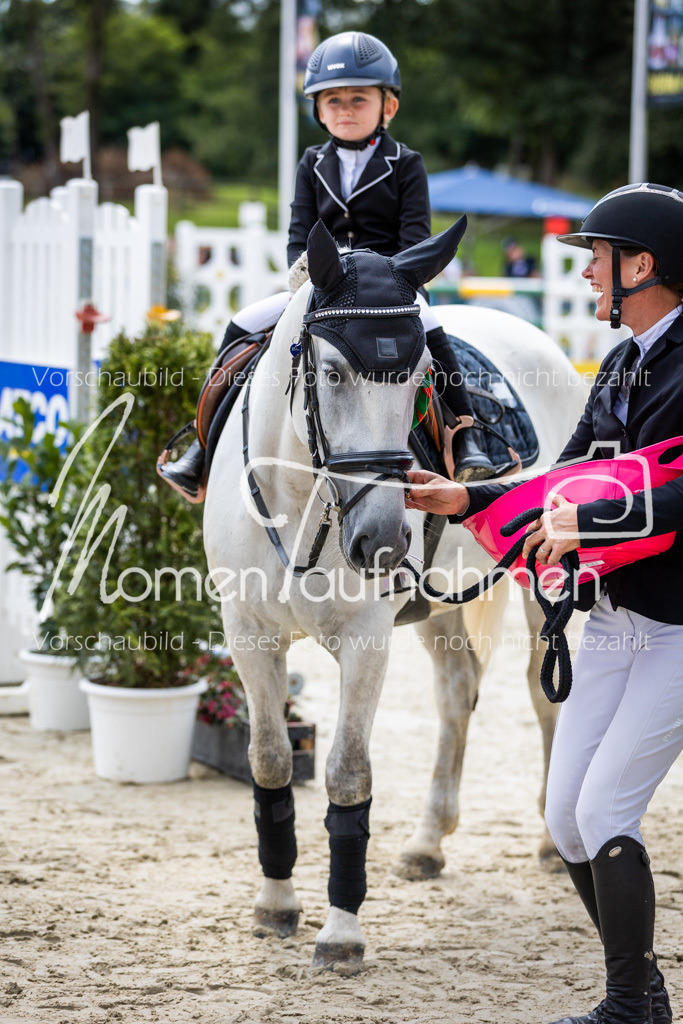 BHO-Führzügel2-026 | MomenTaufnahmen Pferdesportfotos