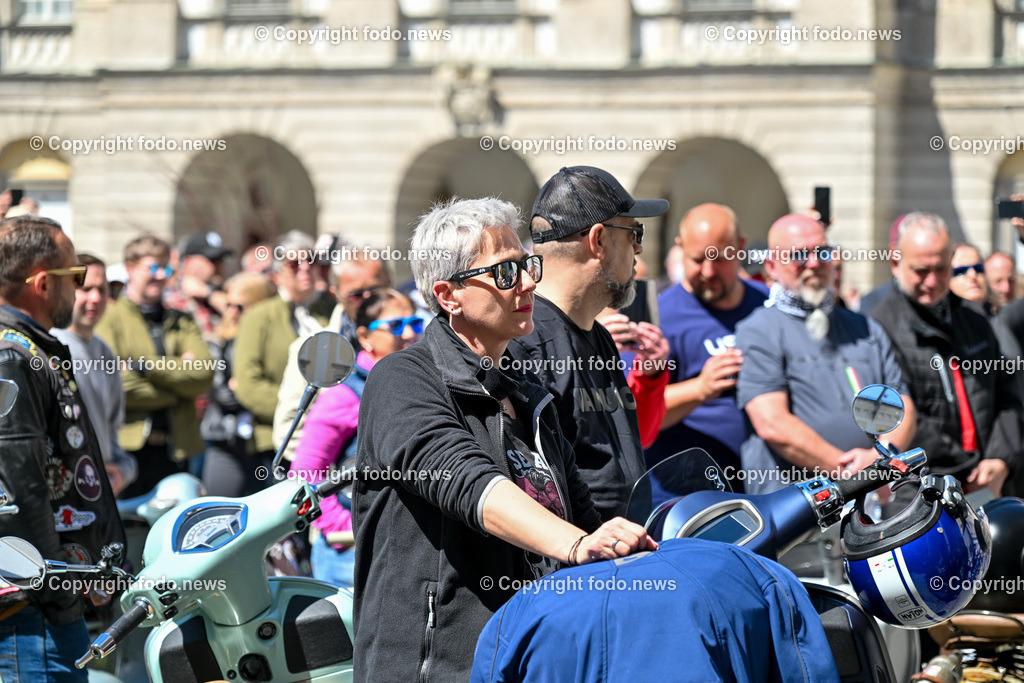 Lets Vespa togehter 2025_ Vespatreffen Neuhofen_ 27.04.2025-226 | 27.04.2025, Neuhofen, Kremsmuenster, AUT, Lets Vespa togehter 2025, Vespatreffen, im Bild Teilnehmer Vespatreffen, Motorsport Stadler©Copyright: Harald Dostal / fodo.media   Alle Bilder honorarfrei