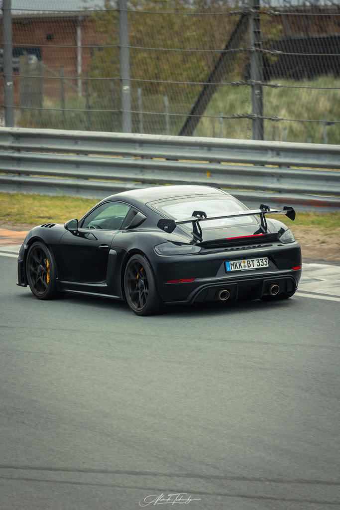 R6AT1507 _Alexander Tschuncky | Entdecken Sie die faszinierende Welt von Alexander Tschuncky Arts: Kreative Fotografie, atemberaubende Automobilkunst und hochwertiger Bilderdruck. Lassen Sie sich inspirieren! - Realisiert mit Pictrs.com