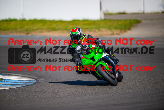 MaZZes_FotoMatrix_240520_6021986_6109 | Fotograf Mathias Schmid
Sportfotograf,
Eventfotograf,
Hochzeitsfotograf,
Portraitfotograf