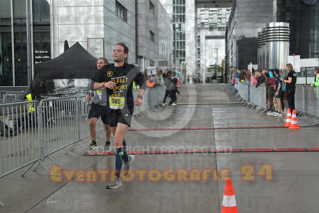 220917_1518_EV4_7510 | Sportfotografie im Rhein-Sieg Kreis, Köln, Bonn, NRW, Rheinland Pfalz, Hessen, etc. Unser Tätigkeitsfeld umfasst den Laufsport vom Volkslauf über den Marathon, Duathlon, Triathon bis zum Ultralauf wie Kölnpfad Ultra oder Schindertrail.