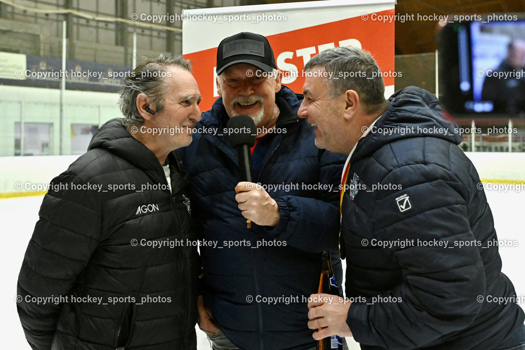 ESC Sparkasse Steindorf Meister 2025/26 | Ernst Krawgner Sport Fan, Rüdiger Wratschnig Sport Fan Moderator, Sektionsleiter ESC Steindorf Hans Tschernutter, ESC Sparkasse Steindorf Meister 2025/26, ESC Sparkasse Steindorf Meister 2025/26 am 08.03.2026 in Althofen (Stadthalle Althofen), Austria, (Photo by Bernd Stefan)