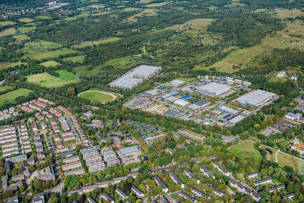 Hamburg_Rahlstedt_Gewerbegebiet_Höltingbaum_ELS_5813250923 | HAMBURG 25.09.2023 Industrie- und Gewerbegebiet " Höltingbaum " in Hamburg Rahlstedt, Deutschland. // Industrial and commercial area "Hoeltingbaum" in Hamburg Rahlstedt, Germany. Foto: Martin Elsen