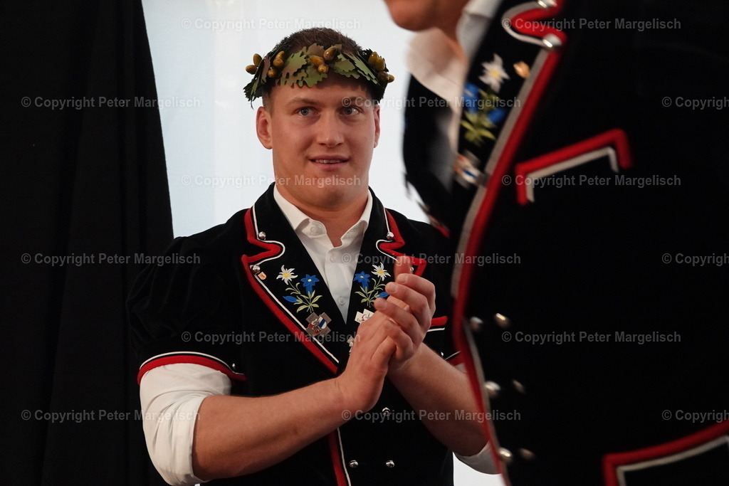 DSC00797 | Schwingen - Realisiert mit Pictrs.com