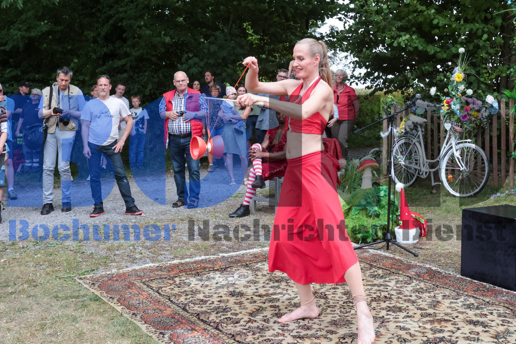 SES_MKRLHE20250705-16 | bond - Realisiert mit Pictrs.com