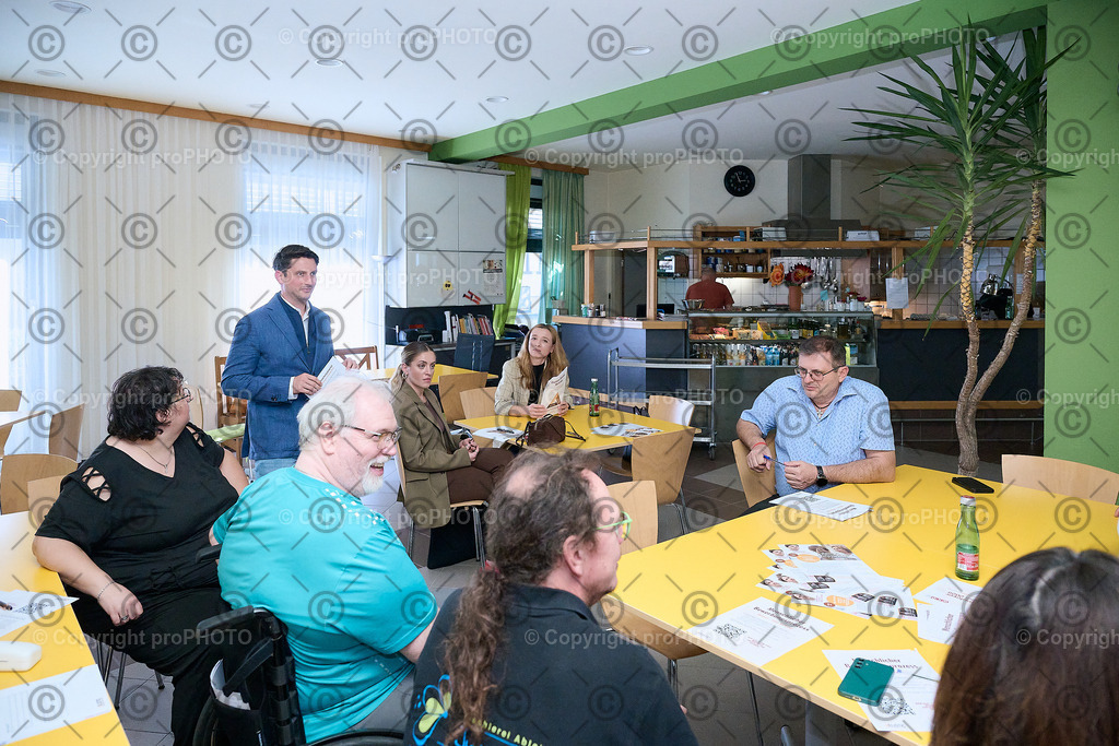 176_202509_EmployerBranding_NZ9_1788 | proPHOTO - Realisiert mit Pictrs.com