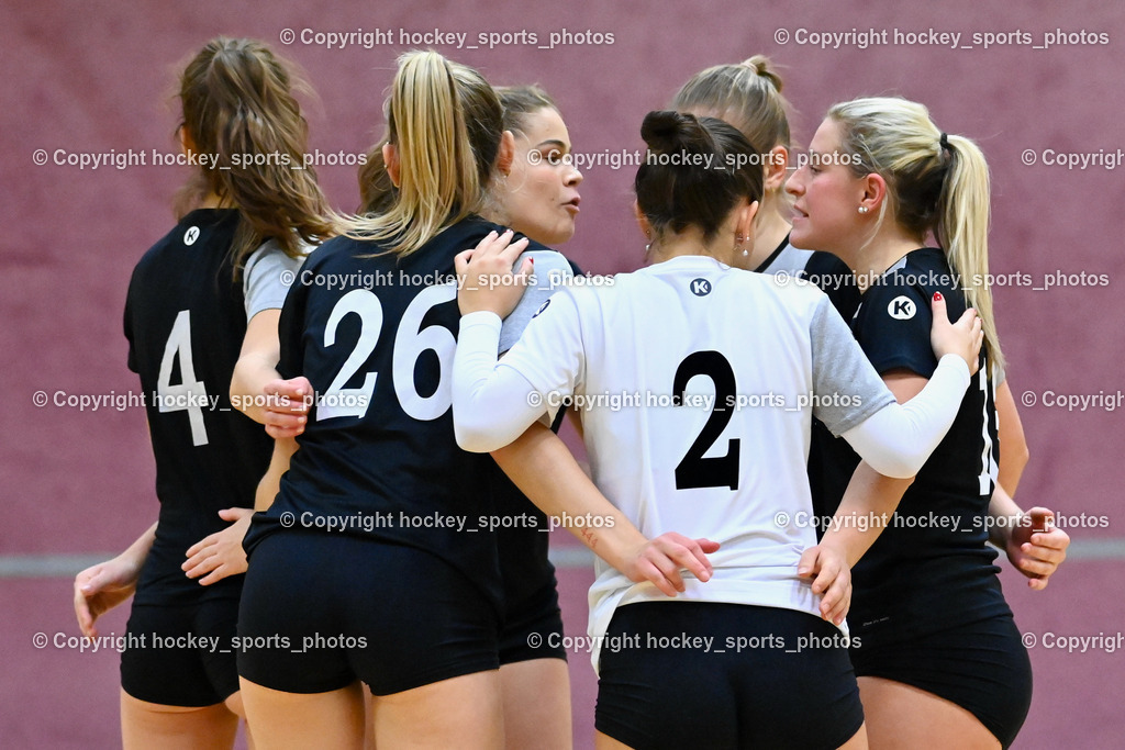 Askö Volley Eagles vs. Mühlviertel Volleys 17.12.2022 | Jubel Askö Villach Mannschaft, #2 KIRCHER Elisabeth, #13 BEBEKAJLO Vanessa, #7 FANIC Nada, #4 PICHLER Verena, #26 KUVEK Iva