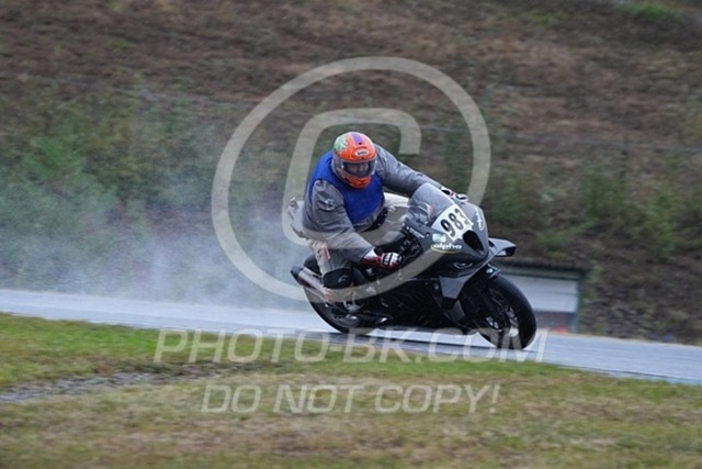 2024_09_14_PBK_24177 | Sportfotografie; SlowMotion; Video; Rennstrecke; Hafeneger; Speer; Racing; RSE; BMW; CBO; Trackday; Motorsportarena; Hockenheimring; Brno; Most; Barcelona; Valencia