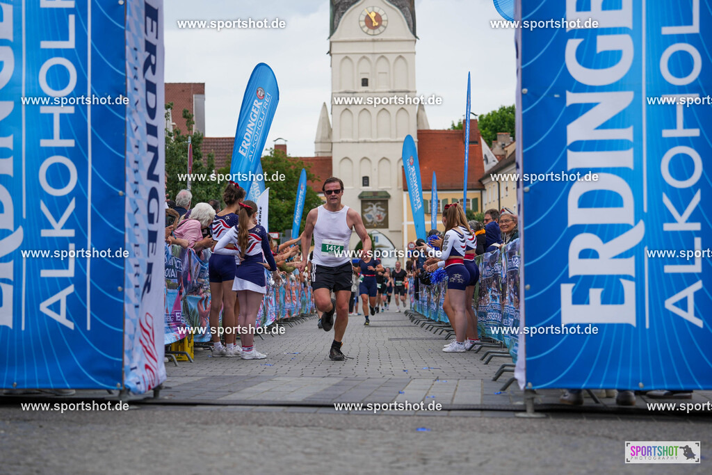 DSC03019 | Stadttriathlon Erding 2025. #yourpictrs #sportshot_your_pictrs @Sportshotphotography #stadttriathlonerding Copyright: www.sportshot.de