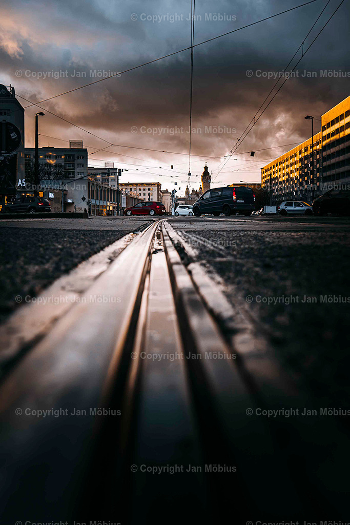 Bayerischer Platz | Der Bayerische Platz ist ein zentraler und doch oft unterschätzter Ort in Leipzig. Er liegt im beliebten Musikviertel, in direkter Nähe zur Innenstadt und zur Südvorstadt – und verbindet damit urbanes Leben mit architektonischem Charme. - Realisiert mit Pictrs.com