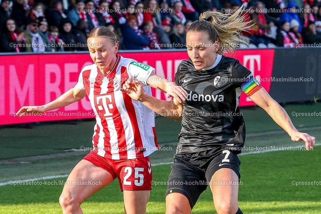 xSSCx24012601006 | 24.01.2026, xsscx, Frauen Fussball, 1. FC Koeln - SC Freiburg, 1. Fussball Bundesliga, 15. Spieltag, Franz-Kremer-Stadion, Saison 2025 2026: Laura Donhauser (1. FC Koeln #25) im Zweikampf gegen Tessa Blumenberg (SC Freiburg #7) DFB regulations prohibit any use of photographs as image sequences and or quasi-video. Photo: xSandraxScherningxPressefotoKochx