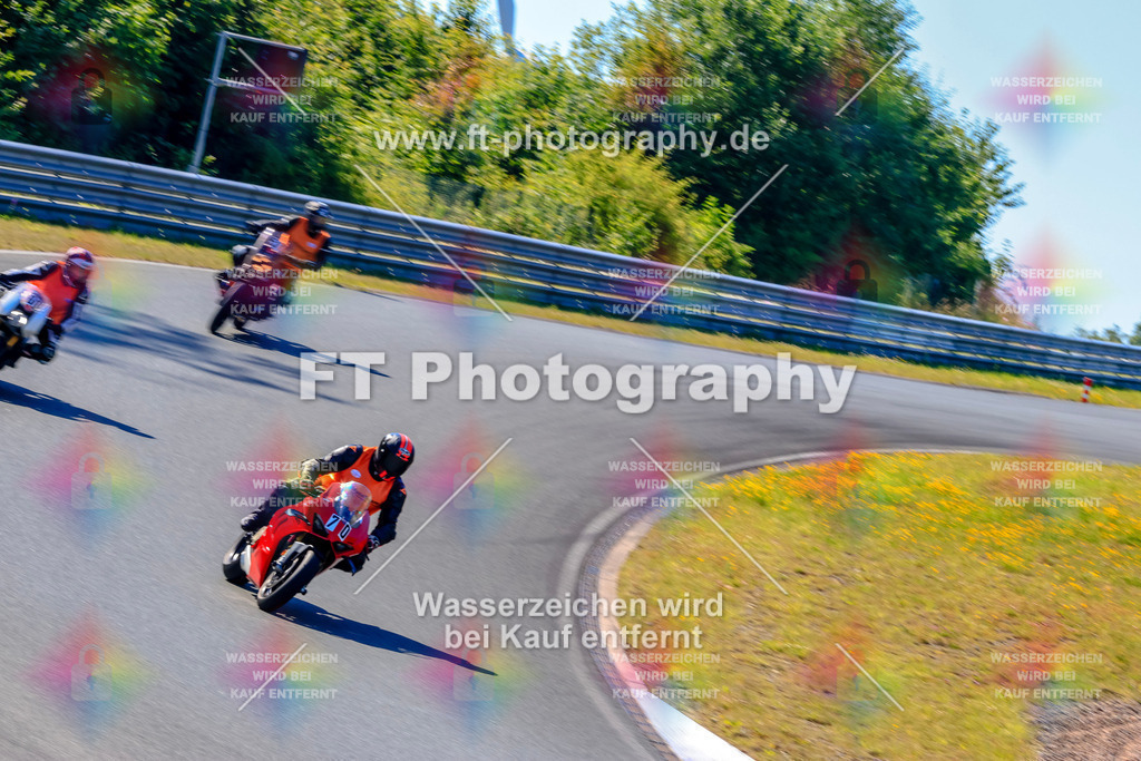 _TCM5648 | Hier findet Ihr Bilder von Touristenfahrten auf der Nürburgring Nordschleife oder von anderen Veranstaltungen die ich besucht habe. Viel Spass beim Durch Schauen 