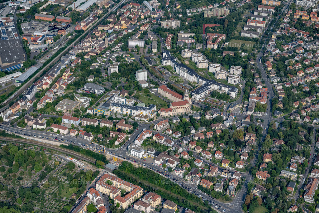 4047760 | WüRZBURG 21.08.2021 Stadtteil- Ansicht im Stadtgebiet im Ortsteil Frauenland in Würzburg im Bundesland Bayern, Deutschland. // District view in the urban area in the district Frauenland in Wuerzburg in the state Bavaria, Germany. Foto: Gerhard Launer