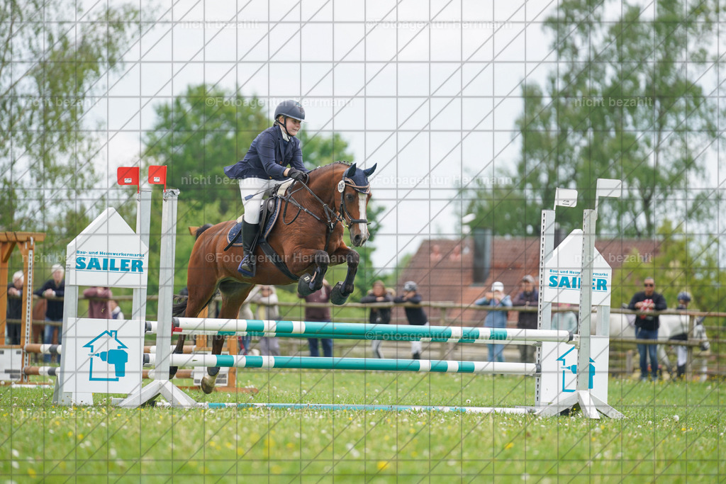 20240509-FAH02674 | Turnierbilder der Turnierfotografen Bayern, Pferdesport Fotografie, Reitsportbilder, Turnier Landberg am Lech, Turnierbilder bayern, Fotoagentur Herrmann