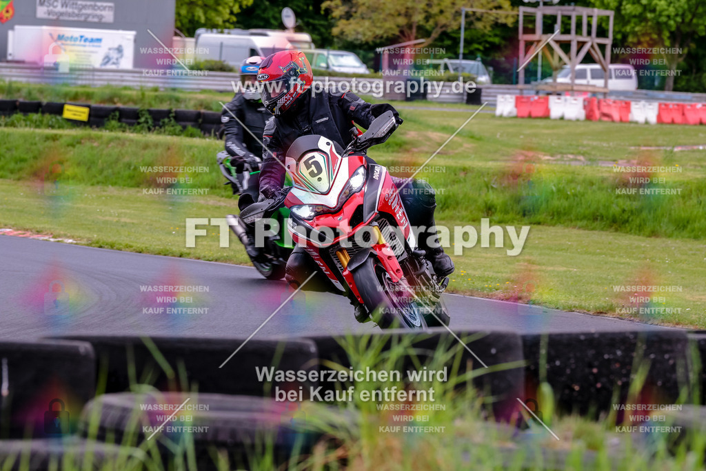 MotoTeamVBK-20486 | Hier findet Ihr Bilder von Touristenfahrten auf der Nürburgring Nordschleife oder von anderen Veranstaltungen die ich besucht habe. Viel Spass beim Durch Schauen 
