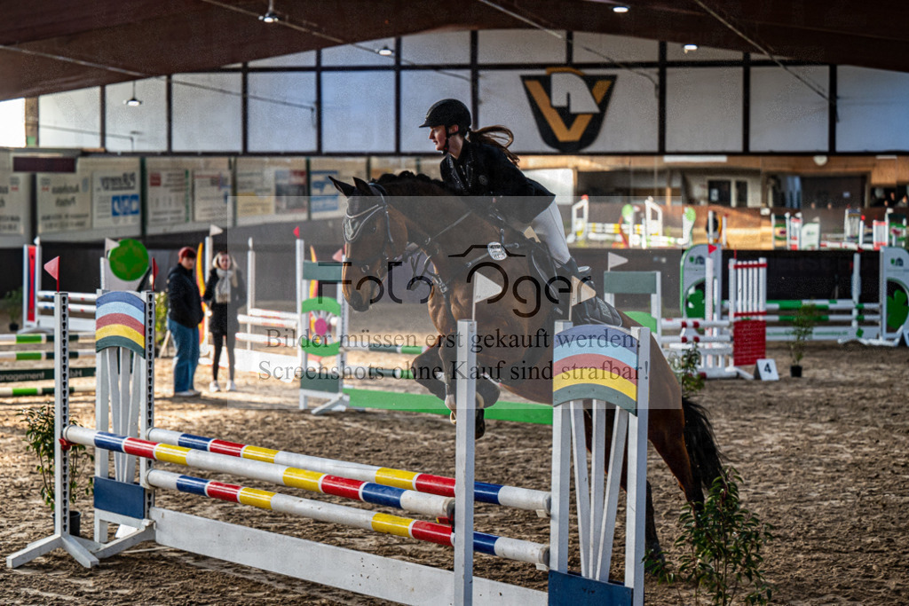 20240309-DOS_5513 | Entdecke hochwertige Reitturnierfotos von Foto Oger. Professionell, emotional und authentisch – jetzt Lieblingsmomente im Shop bestellen.Deutschlandweite Turnierfotografie. - Realisiert mit Pictrs.com