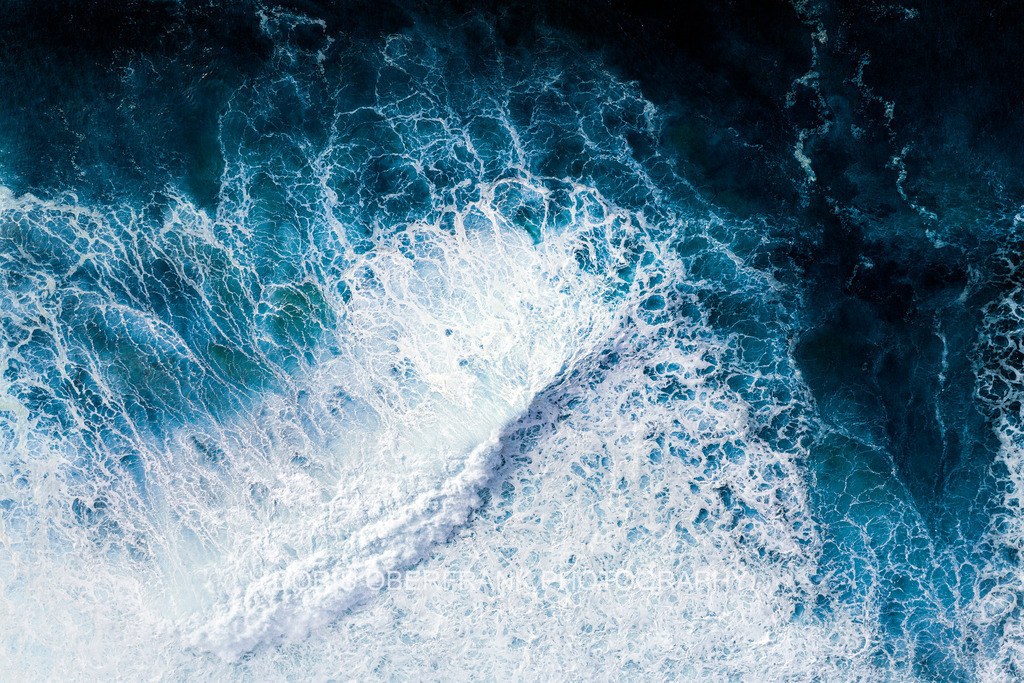 Beautiful creature | Nazaré: Beautiful creature - Realisiert mit Pictrs.com