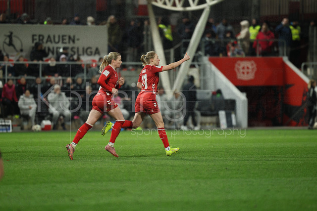 Frauen Fußball-Bundesliga; Bayer 04 Leverkusen - 1. FC Köln, 13.02.2026 | ; Bayer 04 Leverkusen - 1. FC Köln an Spieltag 18 der Google Pixel Frauen-Bundesliga am 13.02.2026 im Ulrich-Haberland-Stadion in Leverkusen (Nordrhein-Westfalen). DFL REGULATIONS PROHIBIT ANY USE OF PHOTOGRAPHS AS IMAGE SEQUENCES AND/OR QUASI-VIDEO.