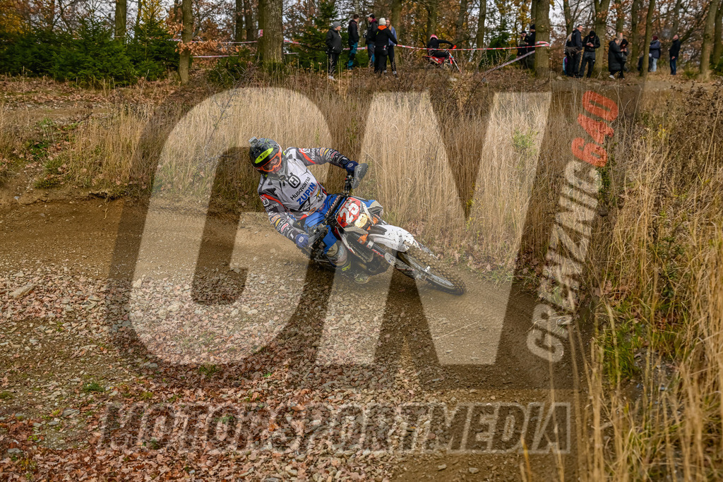 NZ8_6143 | grenznic640