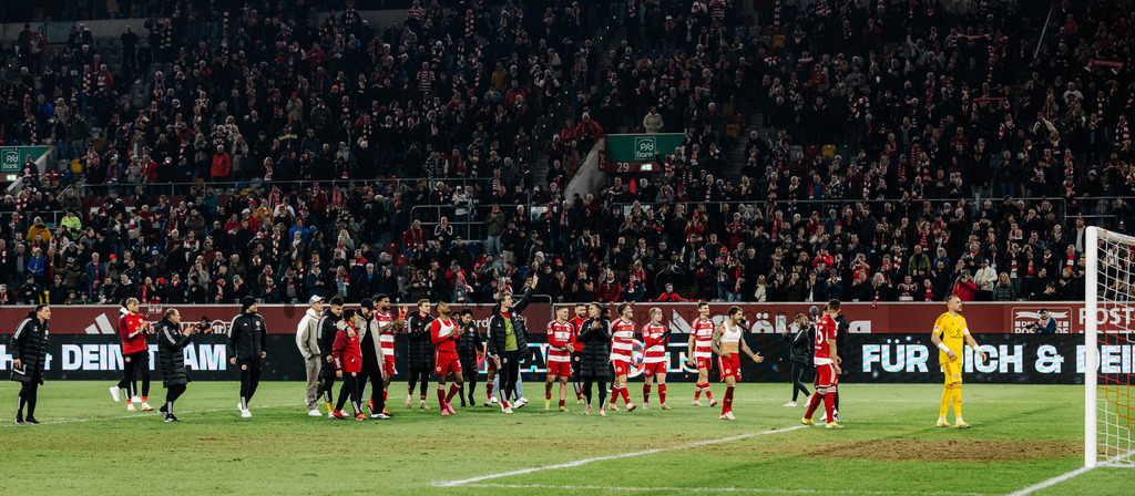 2. Bundesliga, Saison 2023/24, 25. Spieltag: Fortuna Düsseldorf - Hamburger SV | Düsseldorf, 08.03.2024: 2. Bundesliga, 25. Spieltag, Fortuna Düsseldorf gegen Hamburger SV in der Merkur Spiel-Arena in Düsseldorf. Foto: sportfotografie.ms | Markus Paletta - Realisiert mit Pictrs.com
