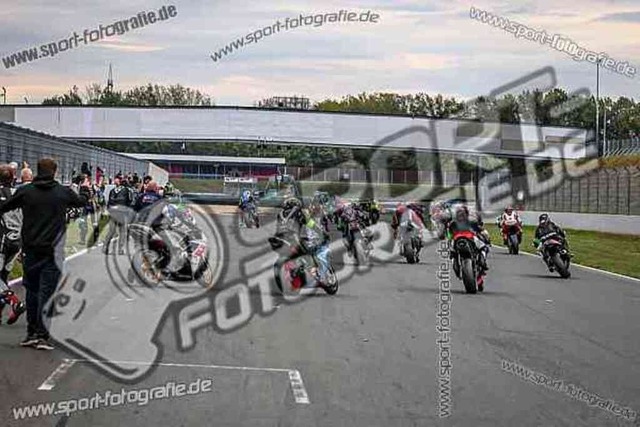 pubi4933 | Professionelle Fotos von Sportveranstaltungen, aber auch Hochzeiten und anderen Events. - Realisiert mit Pictrs.com