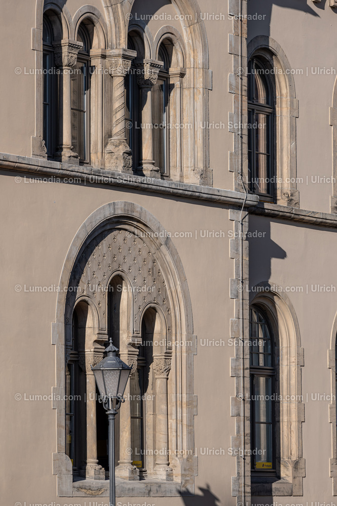 10049-13394 - Postgebäude in Halberstadt | Stockfoto und Bilderpool mit Bildmaterial aus Deutschland, dem Harz, Halberstadt, Quedlinburg, Wernigerode und weltweit. Qualitativ hochwertige und professionelle Fotos anschauen und kaufen. - Realisiert mit Pictrs.com